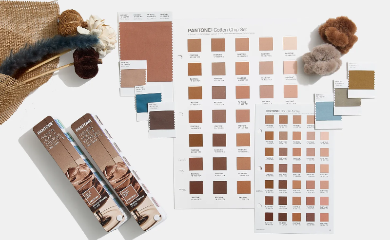 Pantone 2025: comfort e benessere con Mocha Mousse